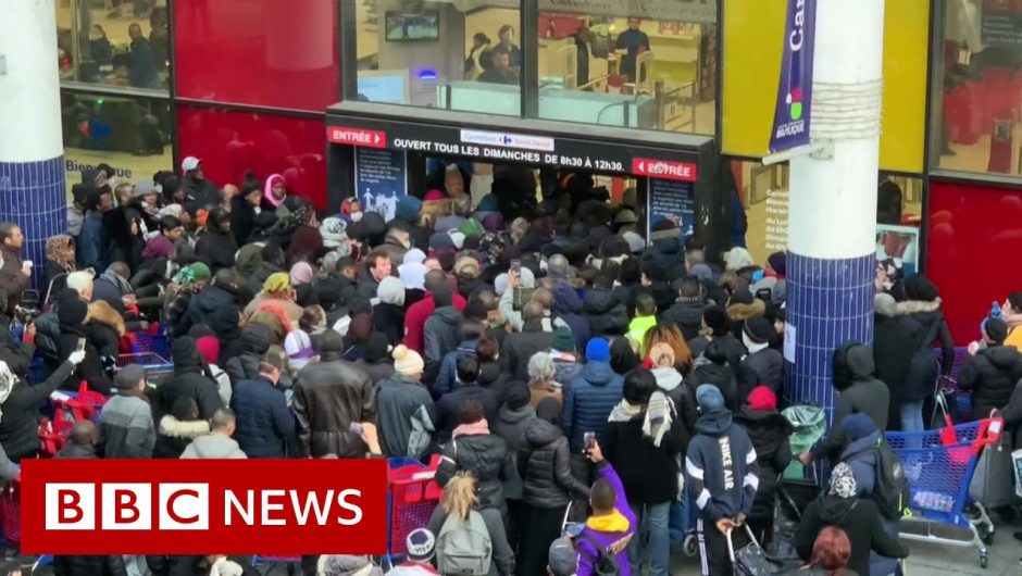Coronavirus: Europe shuts down its borders – BBC News