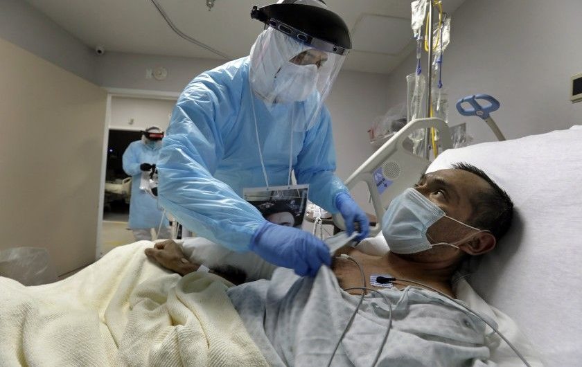 Pandemic? What pandemic? Trump reelection ads ignore coronavirus