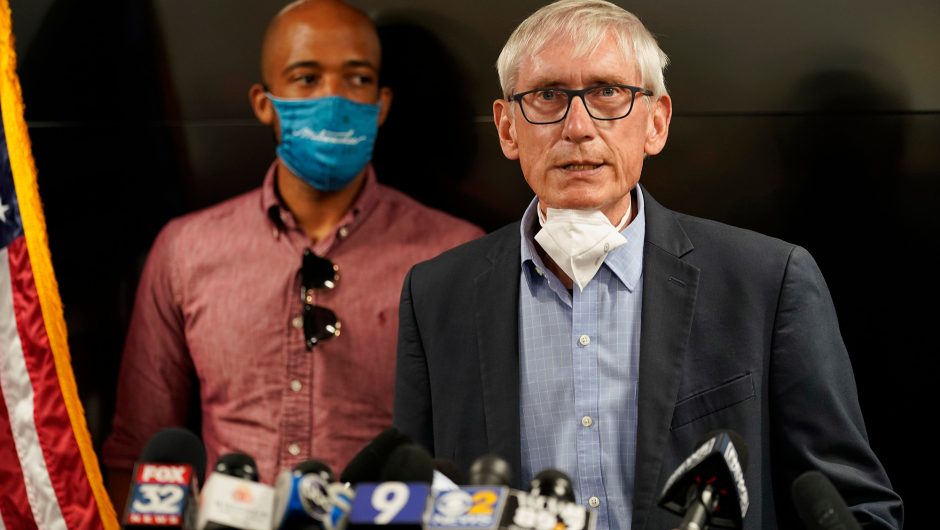Wisconsin businesses sue governor over COVID-19 outbreak list