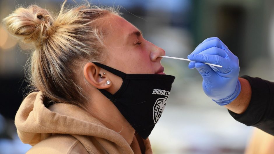 Having more than 5 coronavirus symptoms is a sign you could be at risk of a long-term case, new research shows