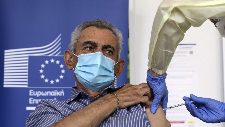 EU kicks off COVID-19 vaccine campaign