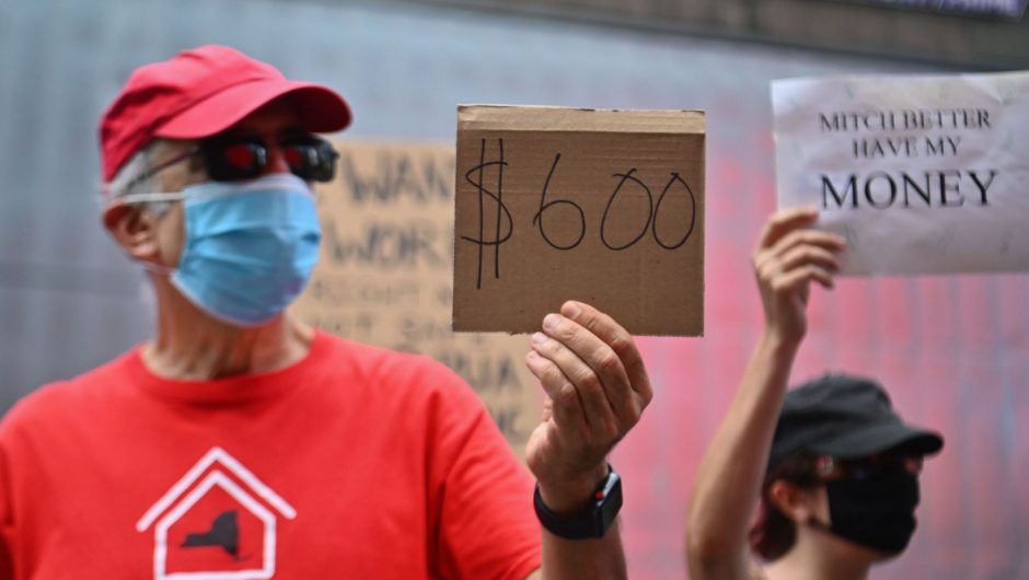 A $600 COVID-19 stimulus check is way too small, and most Americans think it should be over $1,500