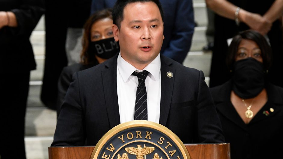 NY lawmakers appeal to Biden for COVID-19 death data in nursing homes