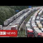 Lorry gridlock in Kent to continue for days – after France and UK agree tests for drivers – BBC News