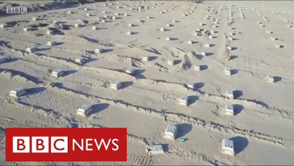 Iraq builds mass grave in the desert as coronavirus deaths surge – BBC News