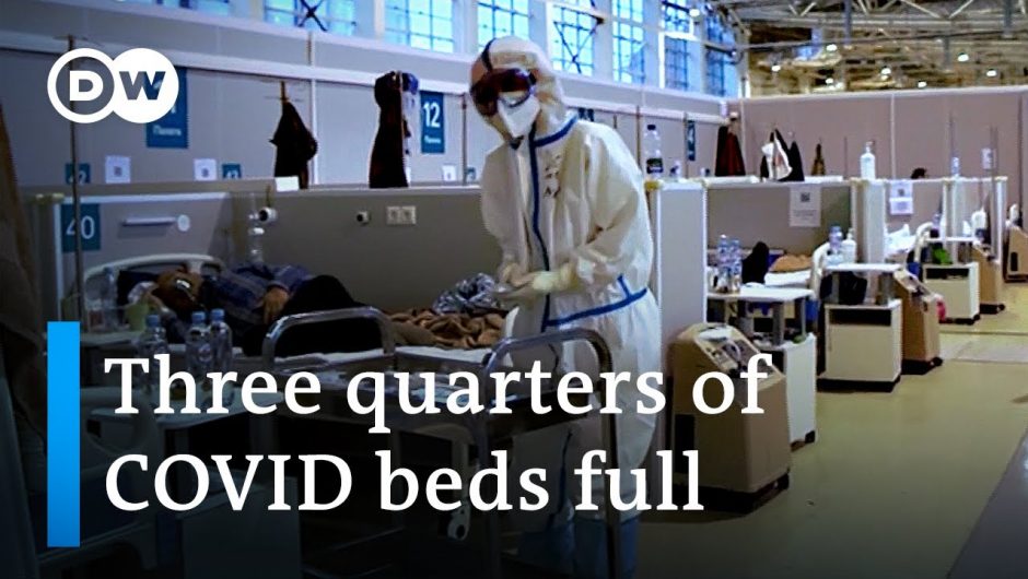 Moscow orders strict lockdown as COVID cases surge | DW News