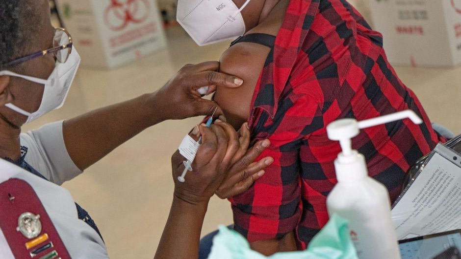 A woman with HIV had the coronavirus for 216 days. The virus mutated at least 30 times inside her.