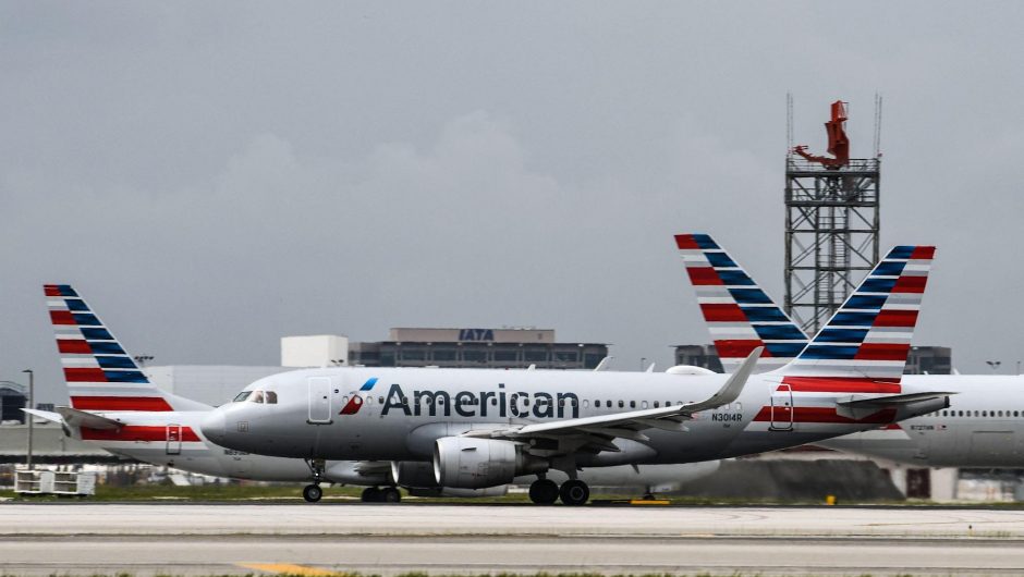 We need COVID-19 mandates to reach herd immunity. Start by requiring vaccine proof to fly.
