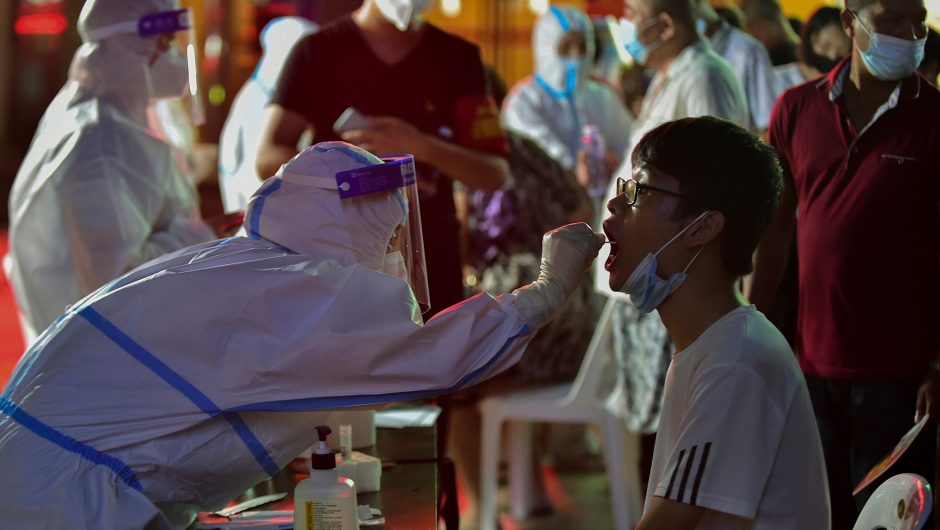 China imposes local lockdowns as COVID-19 cases surge