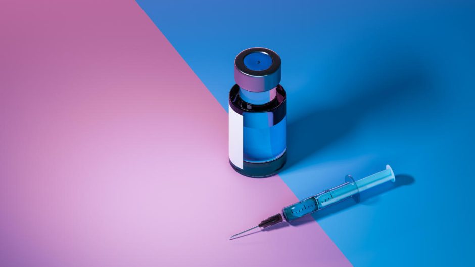 Moderna’s new COVID-19 vaccine isn’t a booster: What Canadians should know